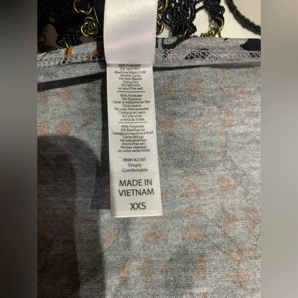 Lularoe Classic T Disney Minnie Mouse Top - Image 9