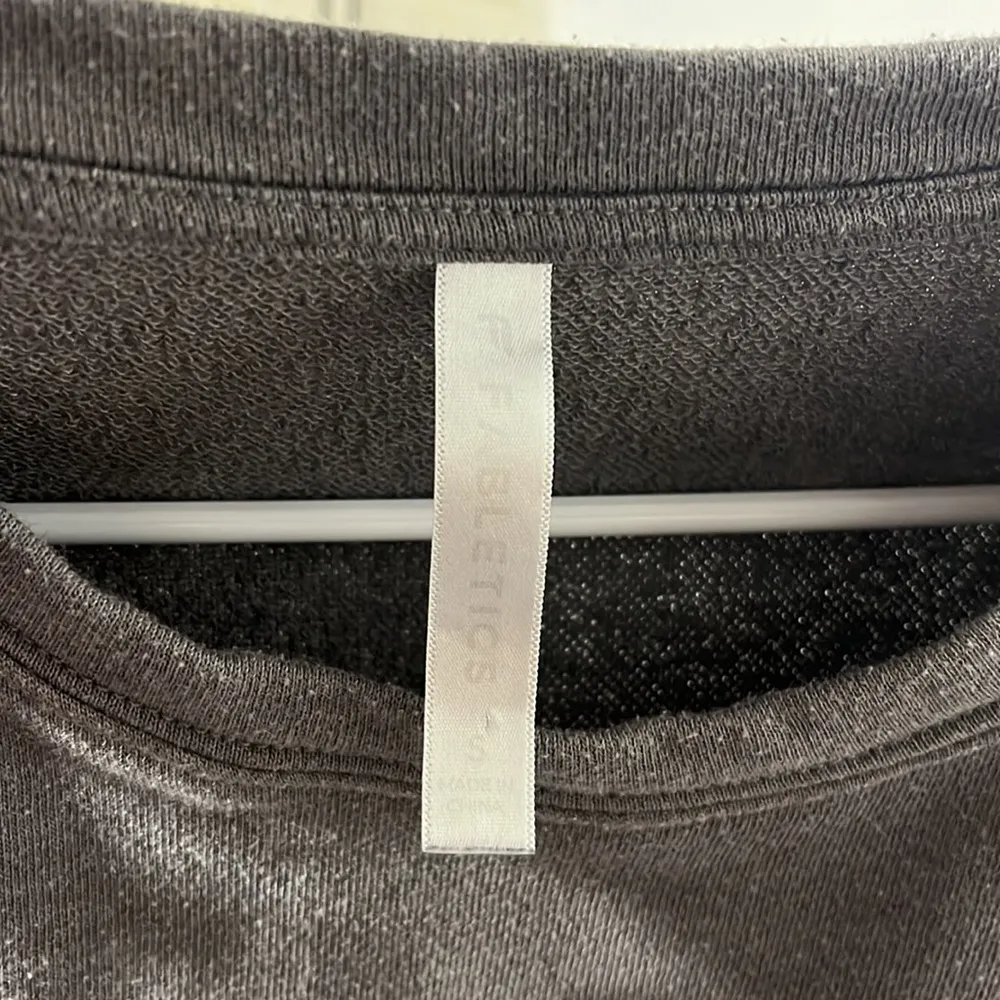 Fabletics Dark Grey Cute Af Camo Detail Crewneck Pullover Sweatshirt Size Small - Image 5