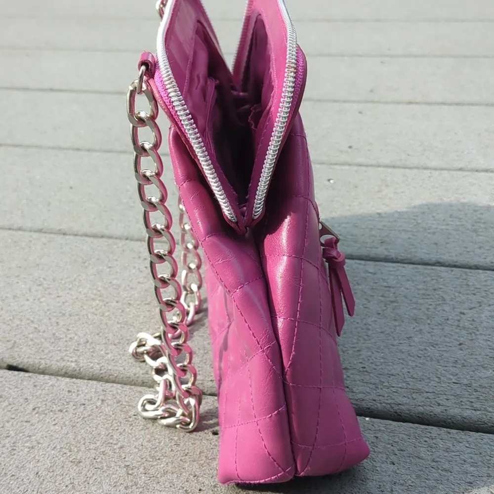 Britney Spears Beauty Chain Strap Faux Leather Quilted Purse Shoulder Bag - Image 9