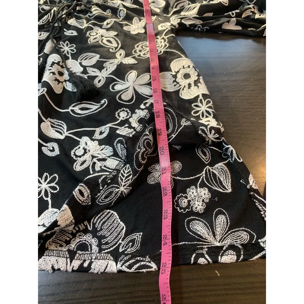 Liv Los Angeles Boho Cottagecore Blouse Womens Small Floral Embroidered Tassels‎ Black - Image 12