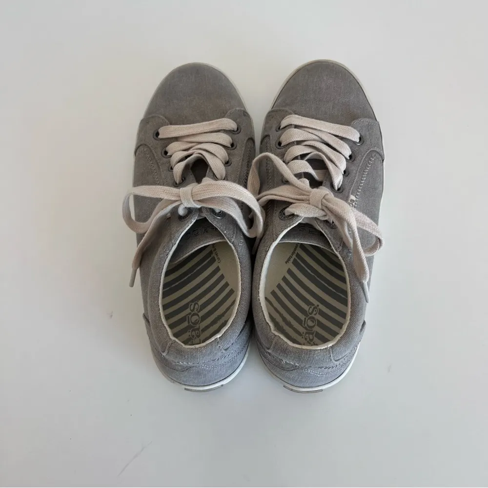 Taos Women’s Star Sneakers Gray Wash Canvas 8W Size 8 - Image 8