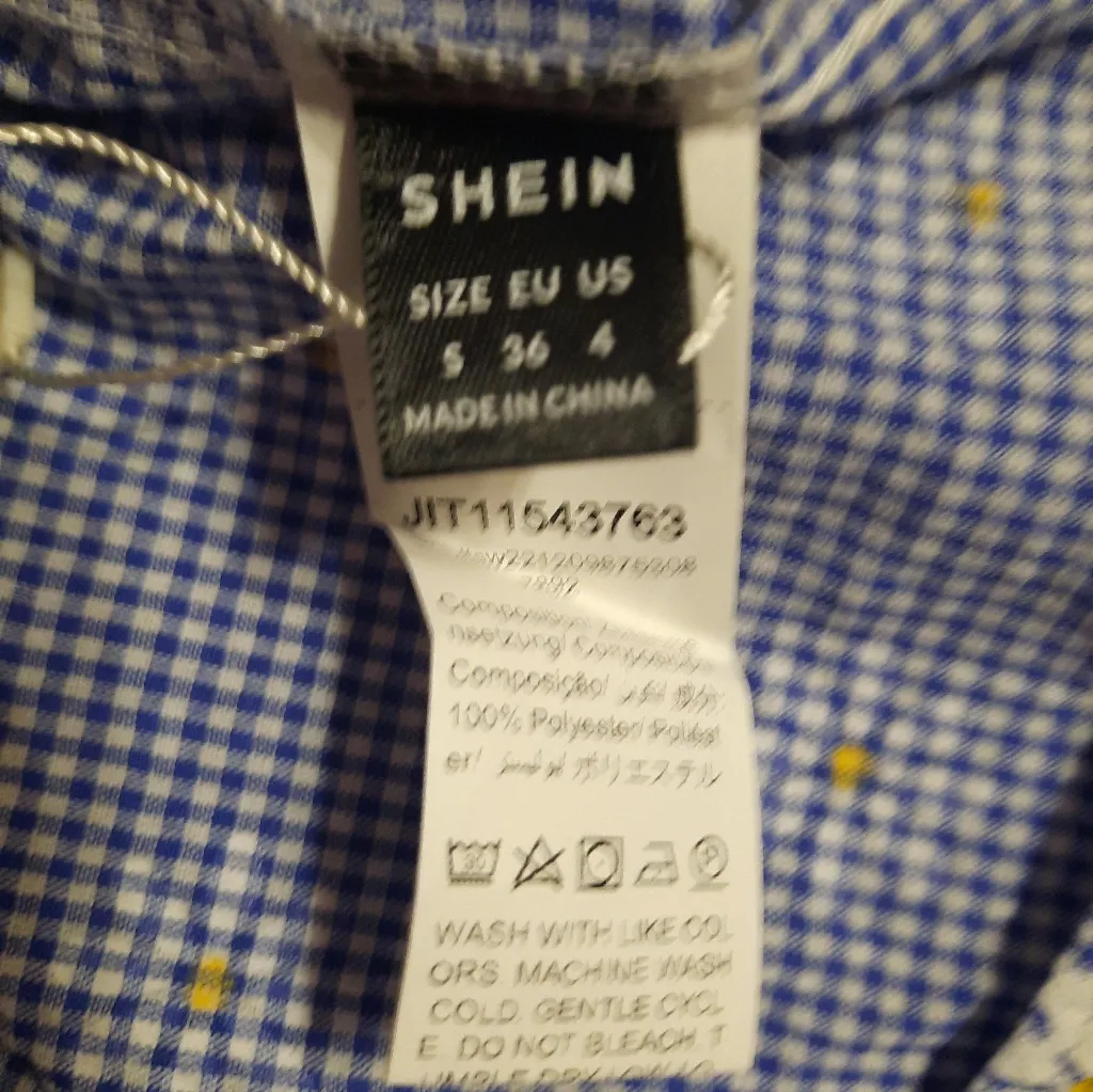 Shein Vcay Cropped Top Size 4 NWT - Image 3