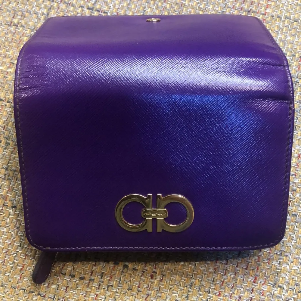SALVATORE FERRAGAMO Gancini Purple Leather Bifold Full Zip Coin Section Wallet - Image 16