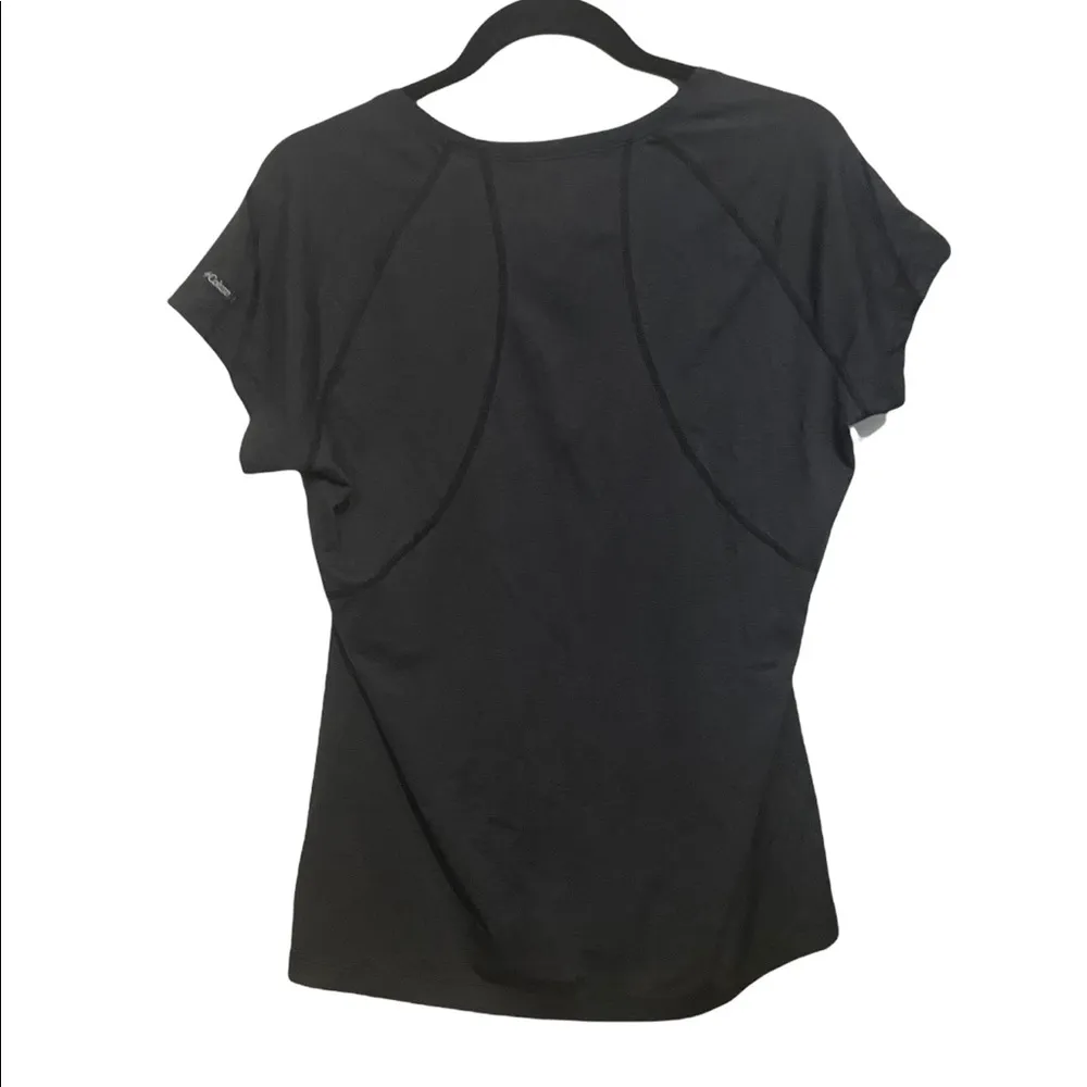 Columbia  t-shirt. - Image 3