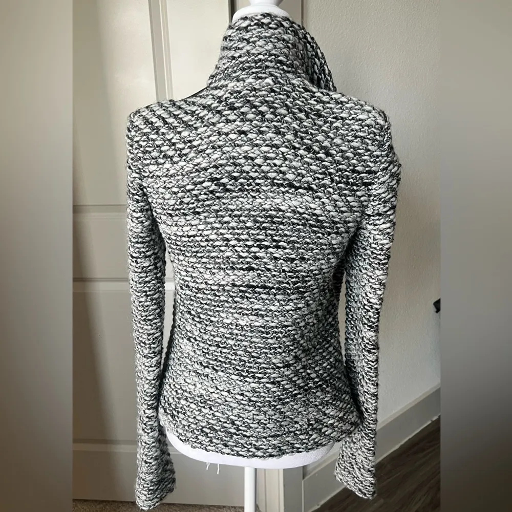 IRO josefina Black and White wool blend high Neck knitted jacket - Image 7