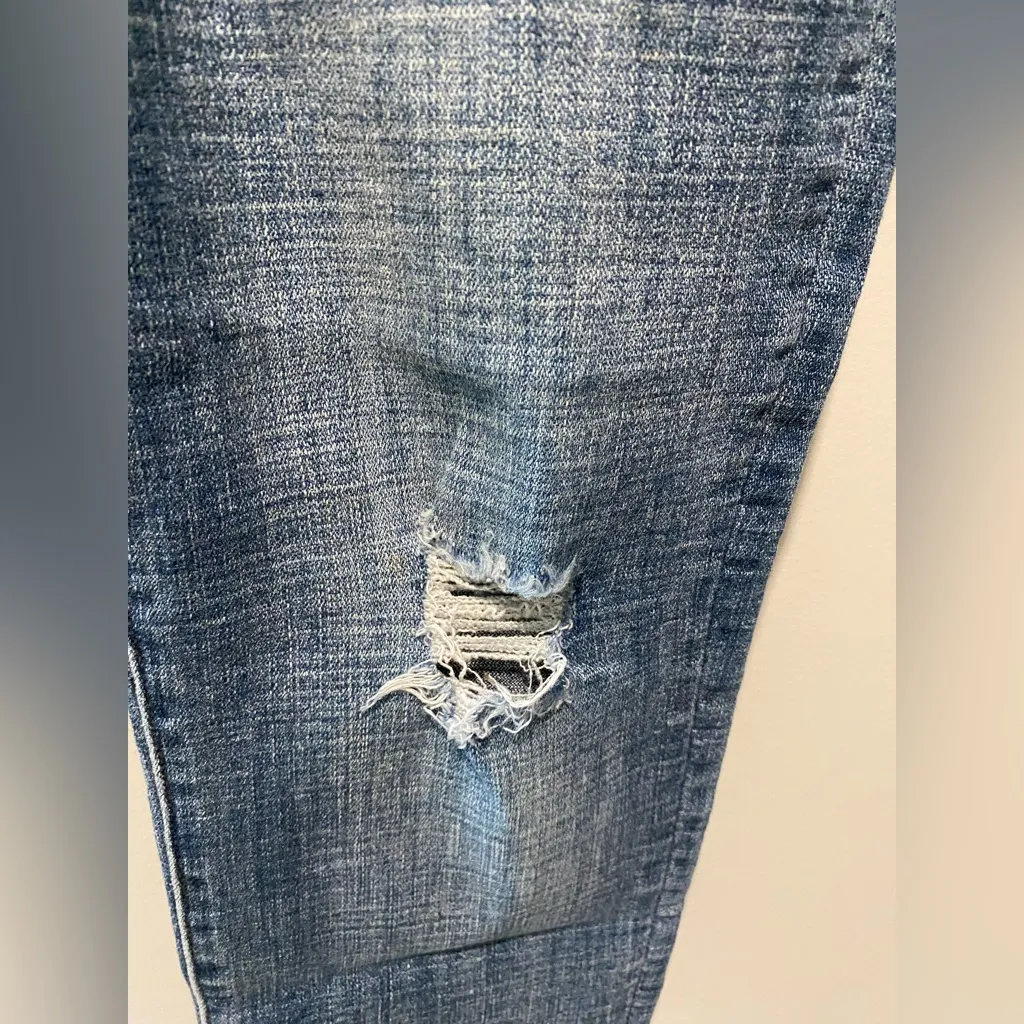 KUT (from the kloth) - Amy Mid Rise Crop Straight Leg Jeans - Size 6 - Image 2