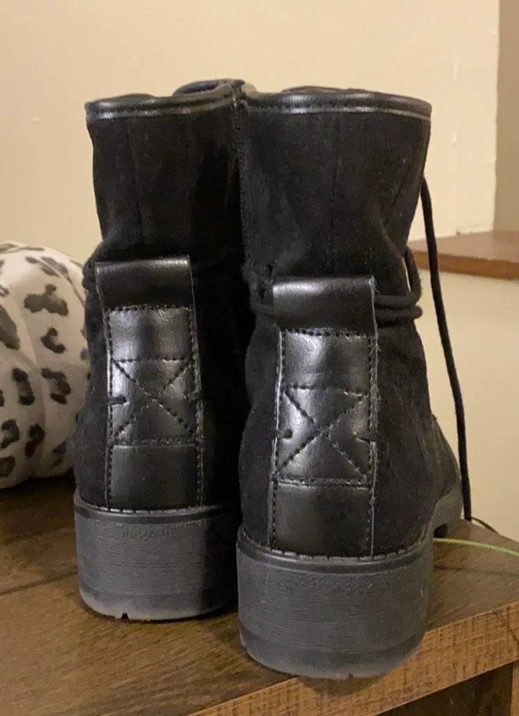 Black Combat Boots Size 7.5 - Image 3