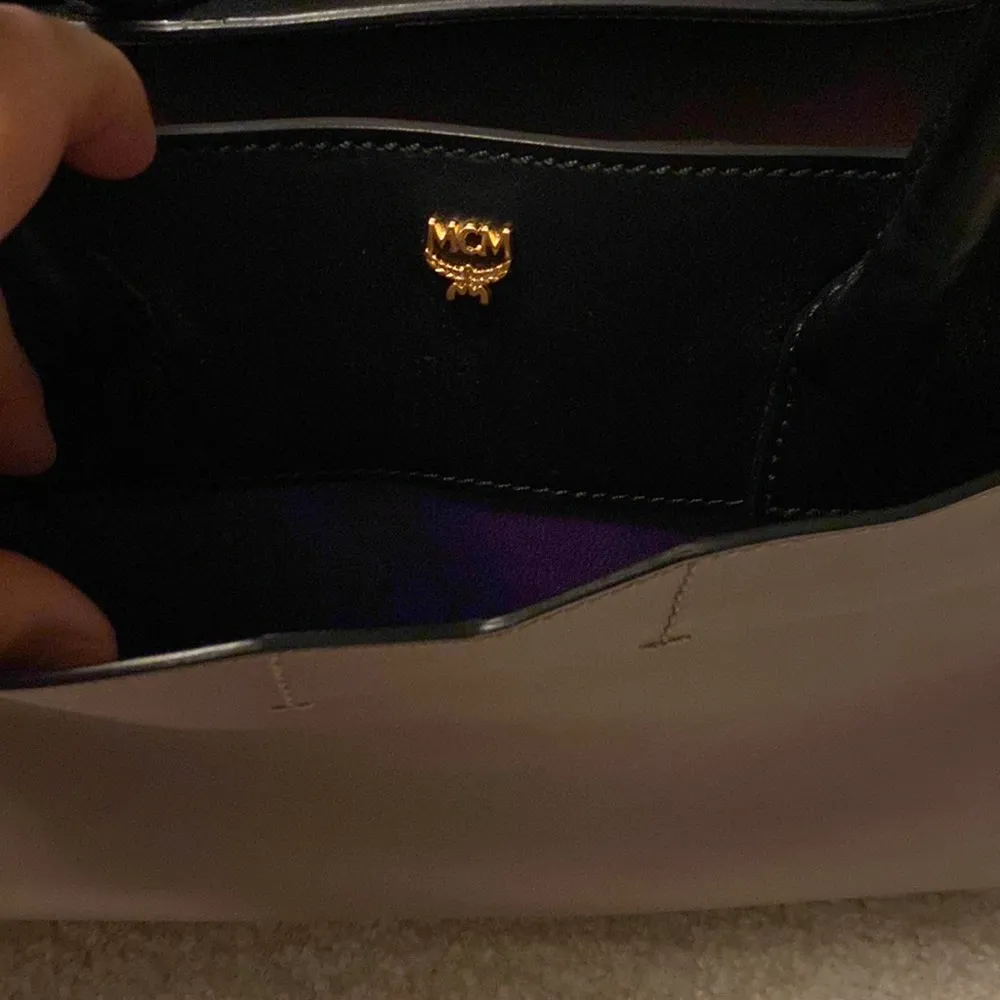 leather satchel with crossbody strap - Image 2