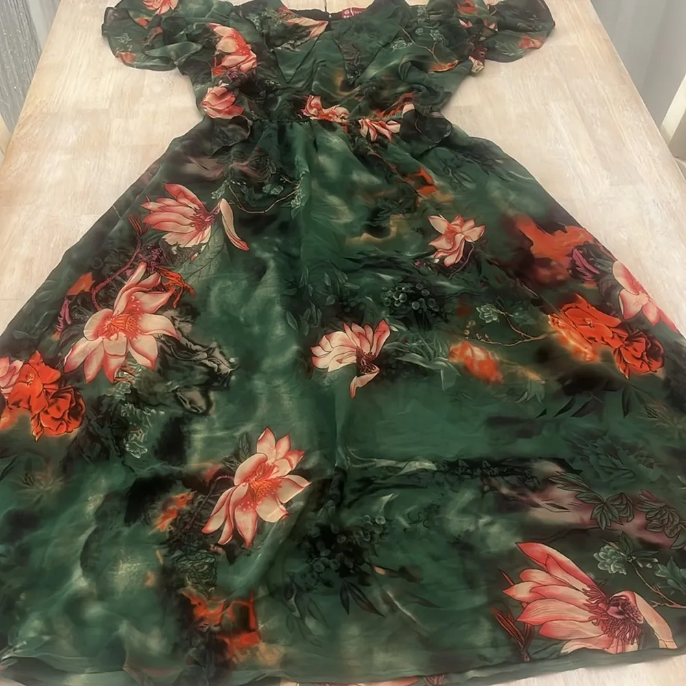 Korean vintage insp flutter sleeve floral dress NEW cinched waist size medium Green - Image 4