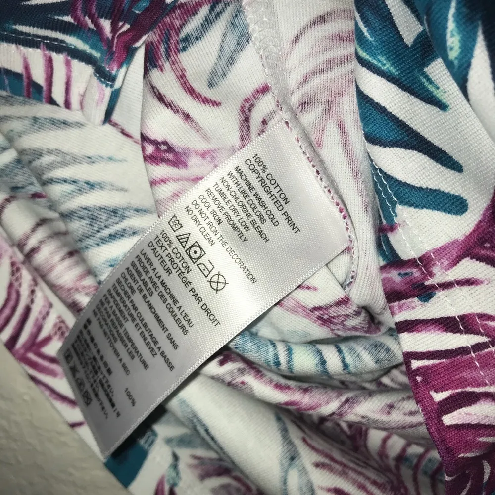 Tommy Bahama Top Indio Fronds of a Feather Scoop Neck Tee Sz L NWT Purple & Teal - Image 6