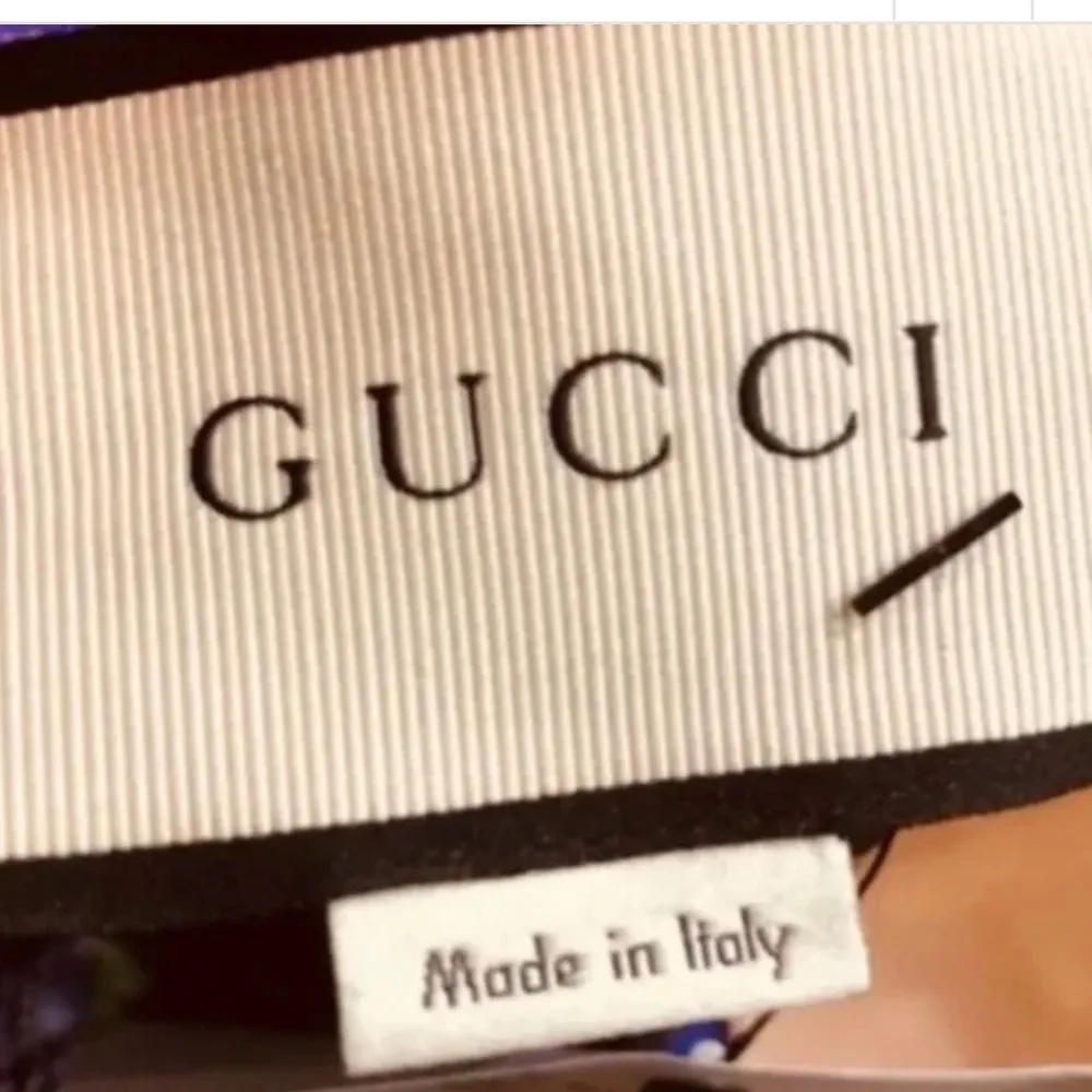 NWOT Gucci silk dress - Image 9