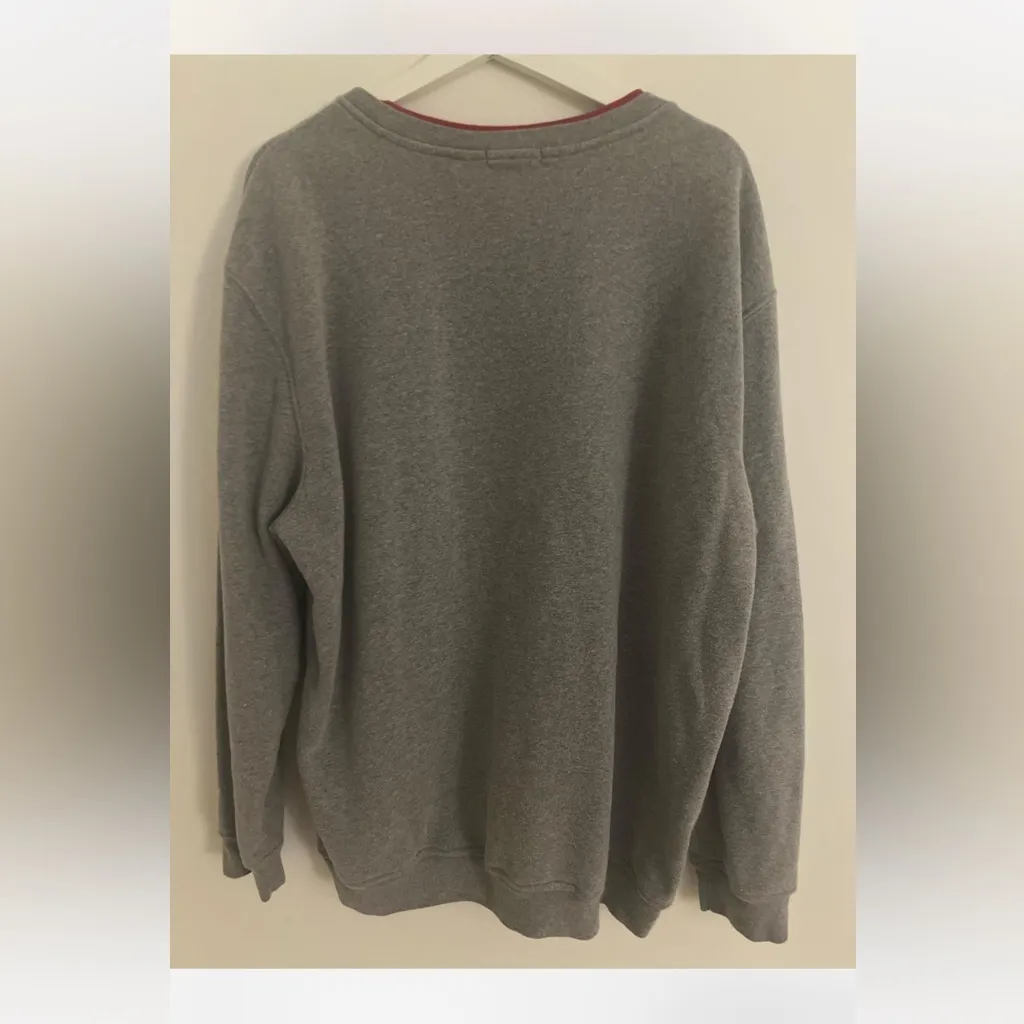 Gray Polar Bear Graphic Sweatshirt - Image 2