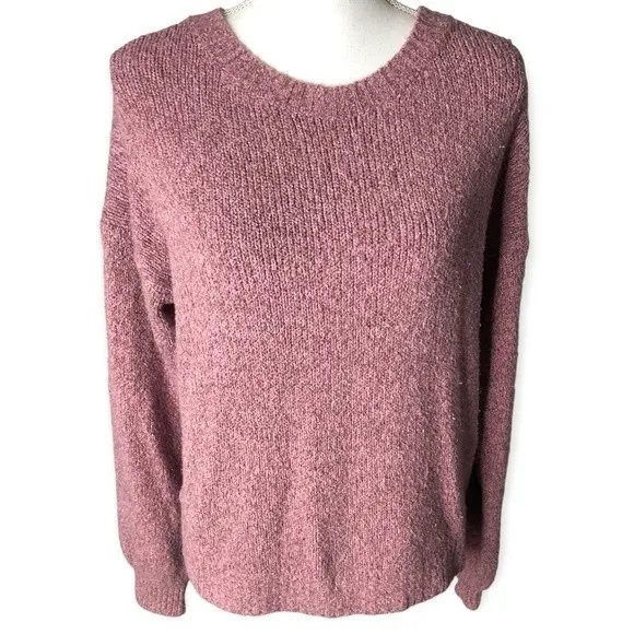 Abercrombie & Fitch Ribbed Knit Back Zip Closure Pullover Sweater - Image 17