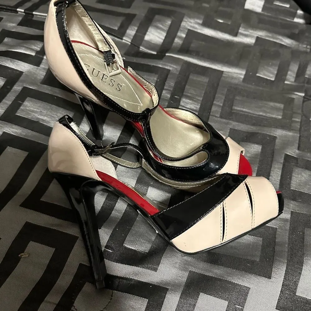 Guess tan/black/red stiletto peep toe heel - Image 6