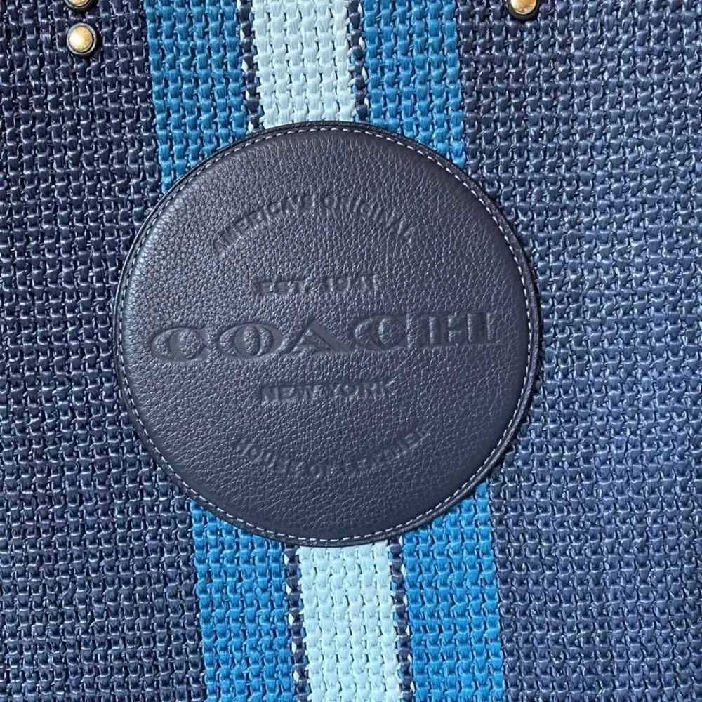 COACH  CA593 dempsey tote 40 with coach patch - Image 11