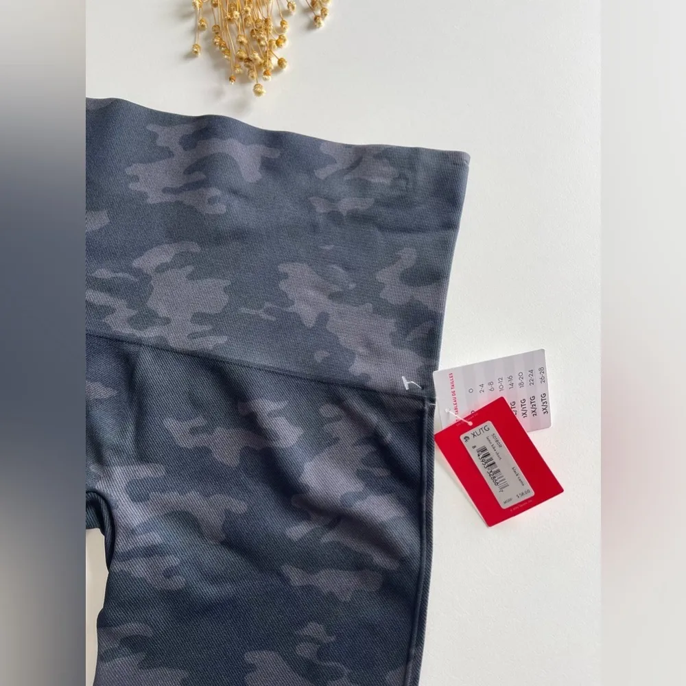 NWT   Look at Me Now Bike Shorts Size XL black gray - Image 7