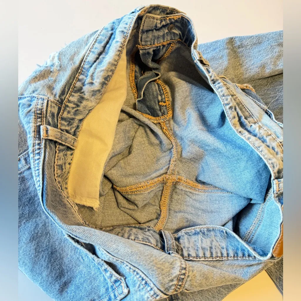 American Eagle Low Rise Baggy Flare Jeans sz 8 Long, Light Wash Distressed NWOT - Image 15