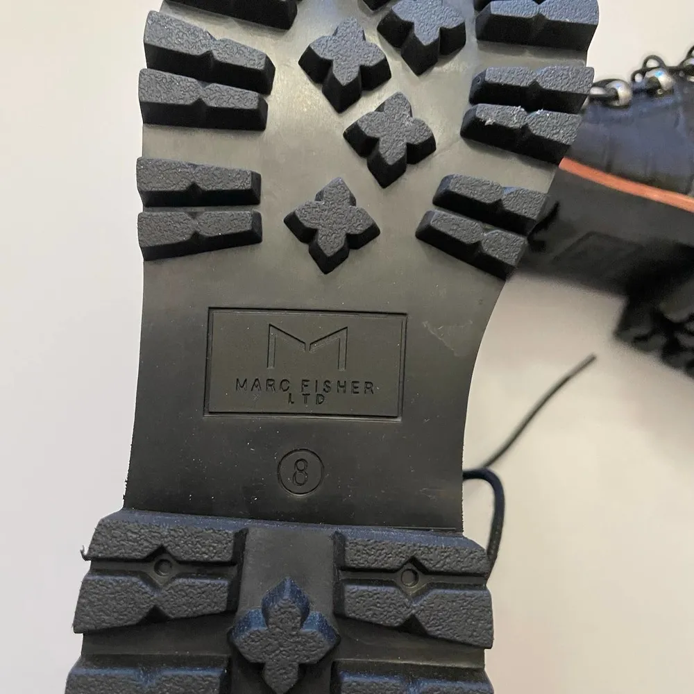 NWOT Marc Fisher Izzie 2 Leather Combat Alligator Print Lace Up Boots Size 8 - Image 4