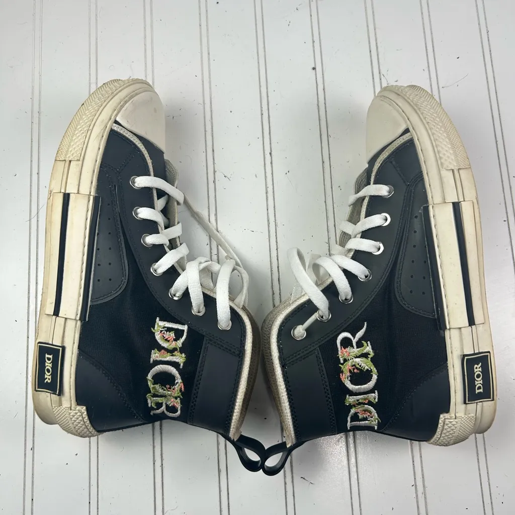 Christian Dior Vintage High Top Sneakers Black Canvas Embroidered Logo Sz 8.5 - Image 4