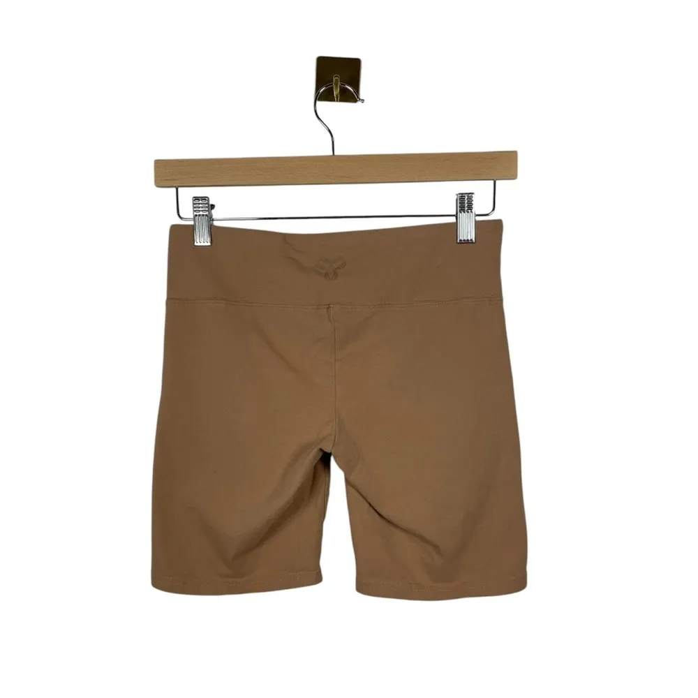 Aritzia Tna Hold It Atmosphere High Rise Bike Shorts in Camel Size S - Image 3