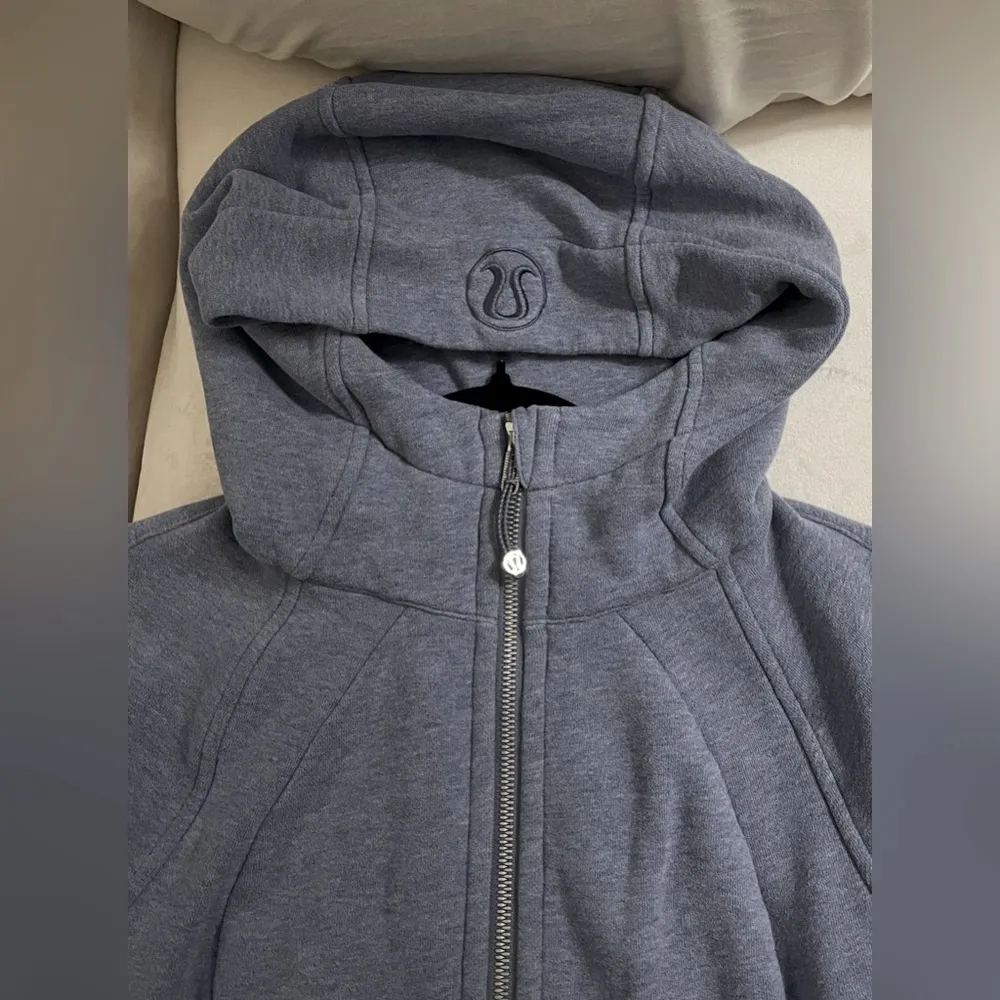Lululemon Scuba Hoodie Light Cotton Fleece Heathered Gatsby Blue Size 6 - Image 8