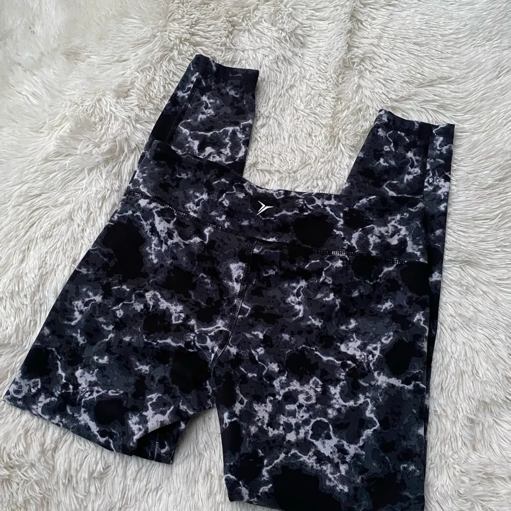 Old Navy Leggings tie dye size Large - Image 4