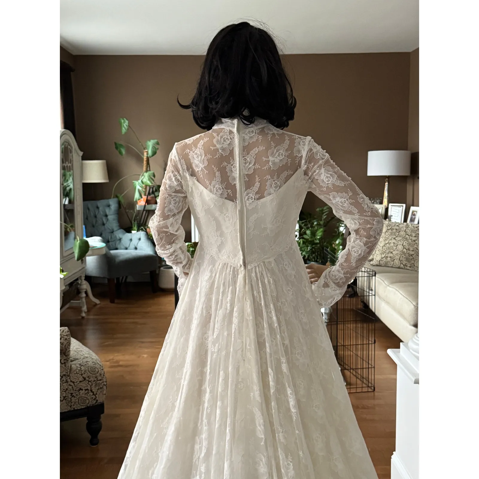 Vintage 60s Aida Bridal California Lace Wedding Gown w/ Chapel Train small White - Image 6