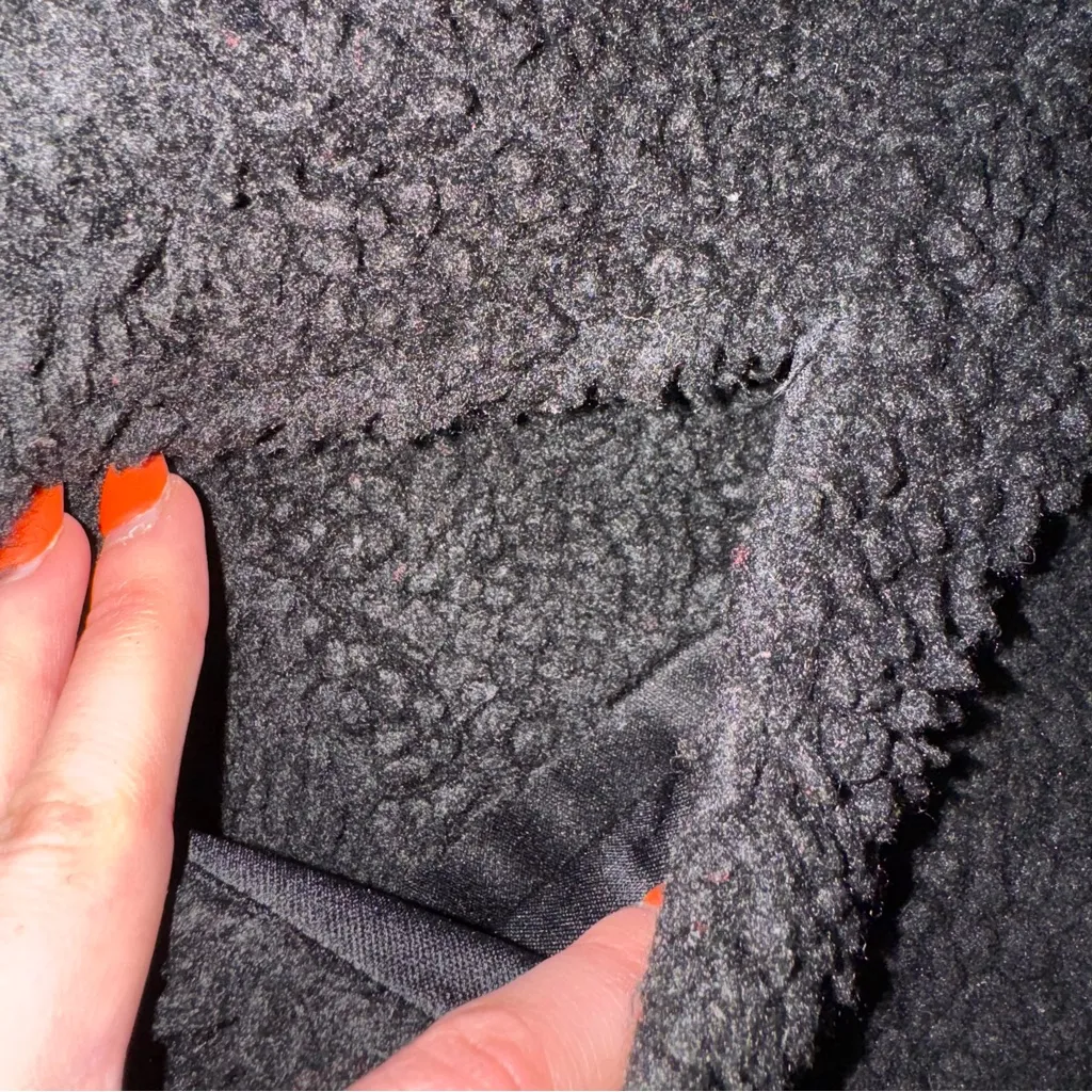 LA Hearts Black Sherpa Zip Up Jacket - Image 2