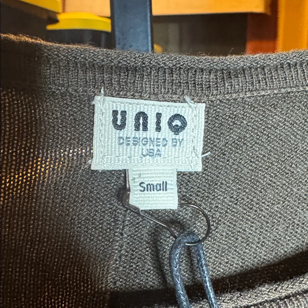 NWT UNIQ Ombré Brown Gray Long Sleeve Knit Top Sz Small Side Slit, High - Image 9