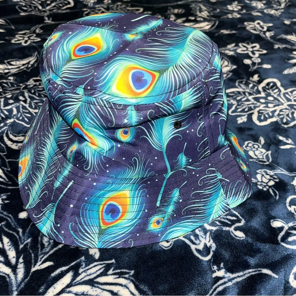 NWOT! Bucket Hats Peacock Feathers Green Fisherman Hat Sun Cap Unisex Blue - Image 9