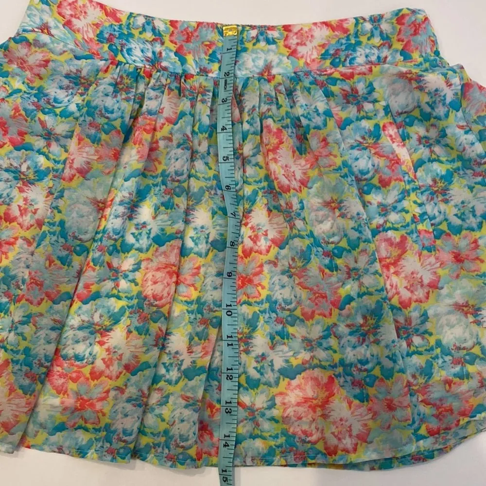 Zara Basics Pleated Chiffon Mini Skirt Elastic Floral Lined EUC Sz S Polyester - Image 13