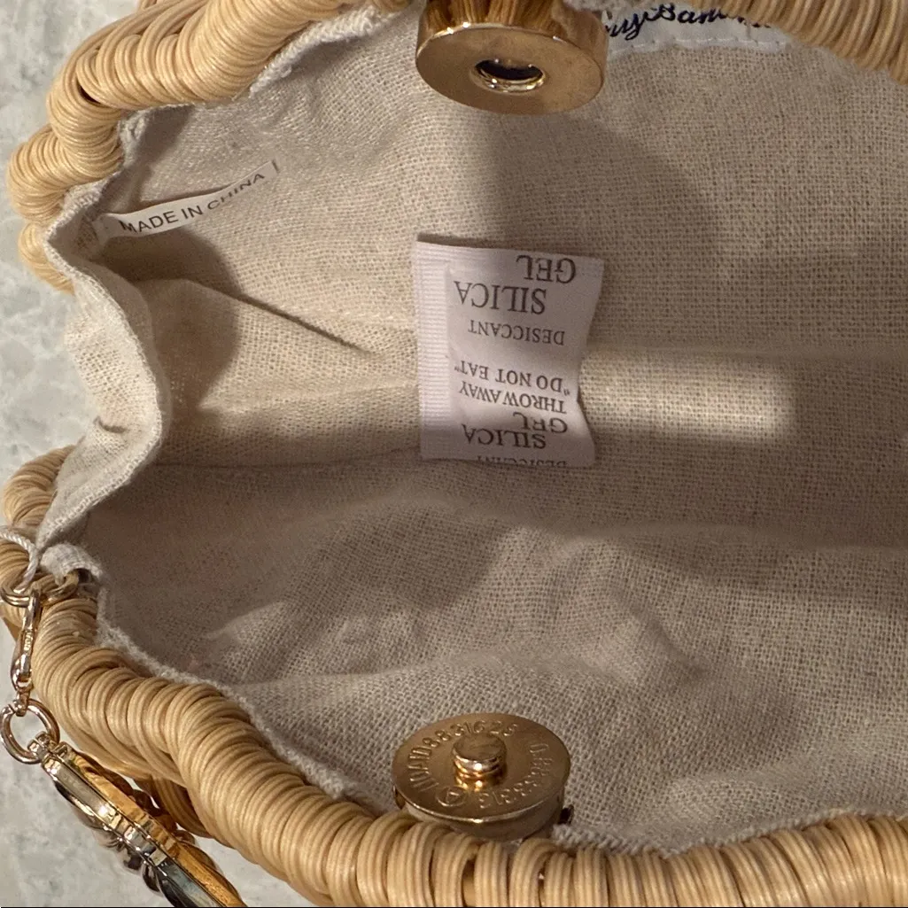 Tommy Bahama natural seashell straw handbag - Image 5