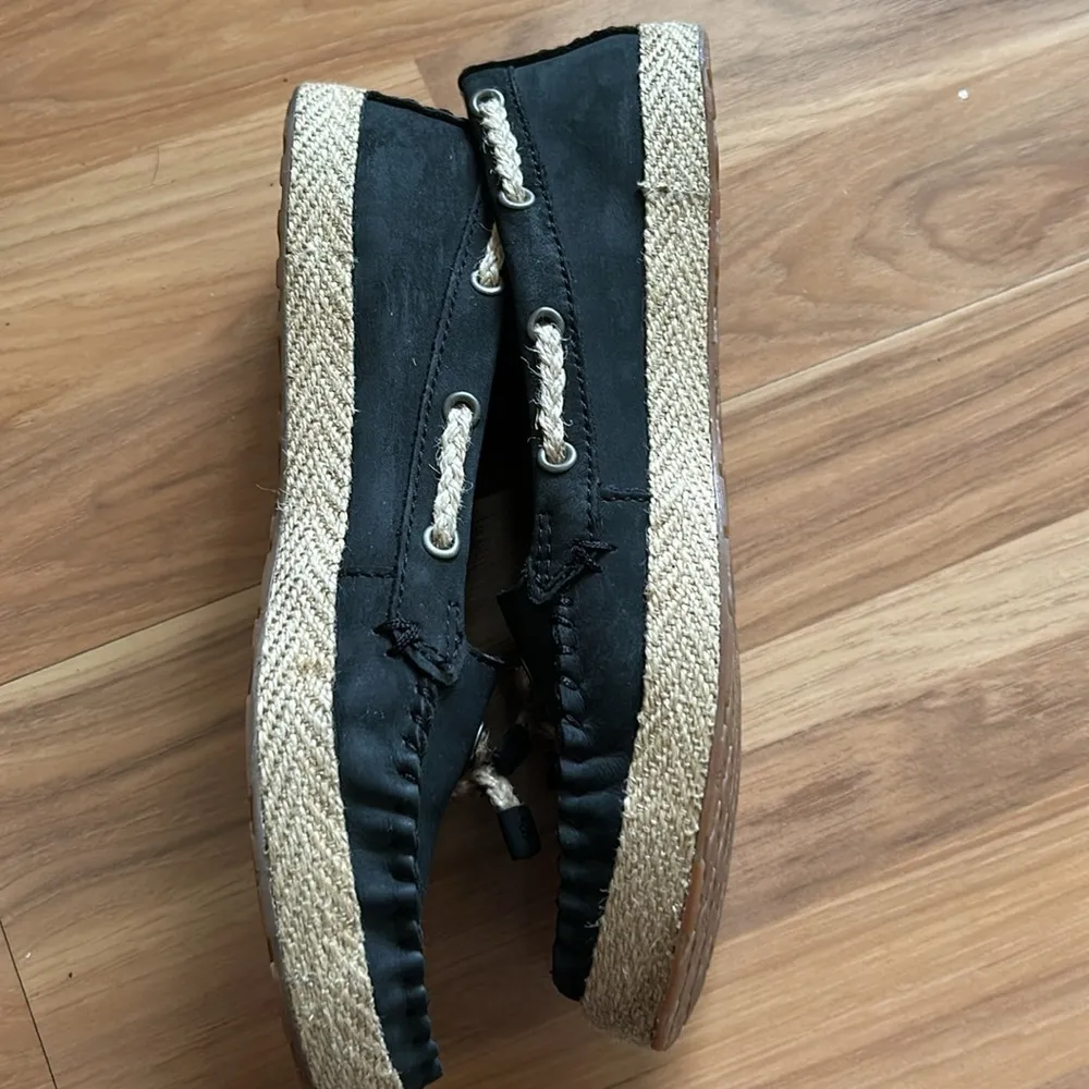 UGG Women's Black Loafers - Image 7