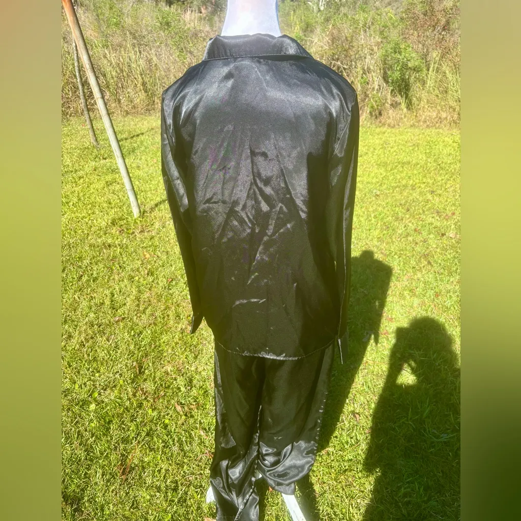 Ivy & Annabell Intimates Black Satin Pajama Set Women’s Size S Top/Bottom Set - Image 3