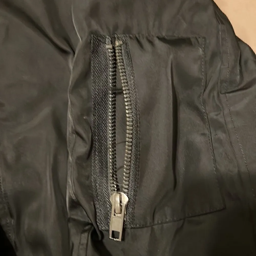 Article size M black with orange lining zip front bomber jacket EUC Size M - Image 8