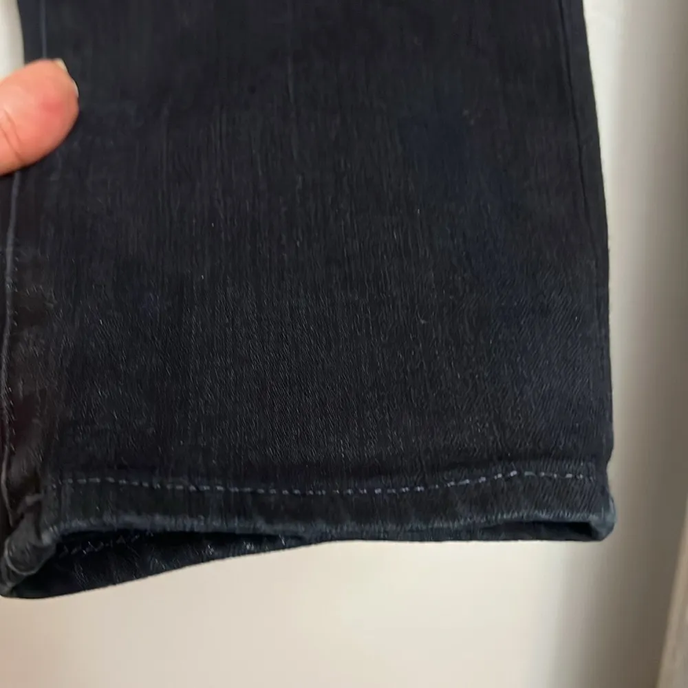 AG The Prima Mid Rise Cigarette Jeans 30R - Image 3