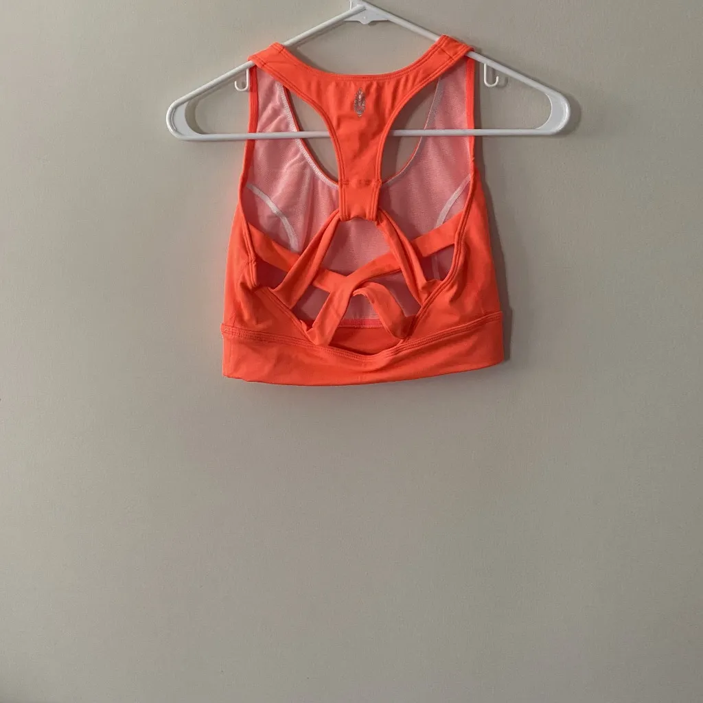 NWOT Free People Movement Synergy Bra - Image 5