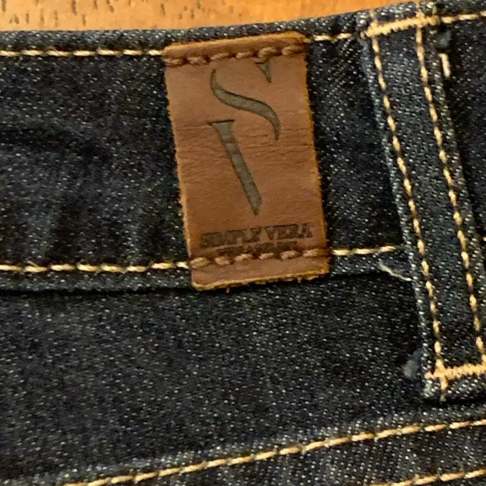 Simply Vera Vera Wang Capri 12 Dark Denim Blue wash Jeans cuffed Pockets - Image 6