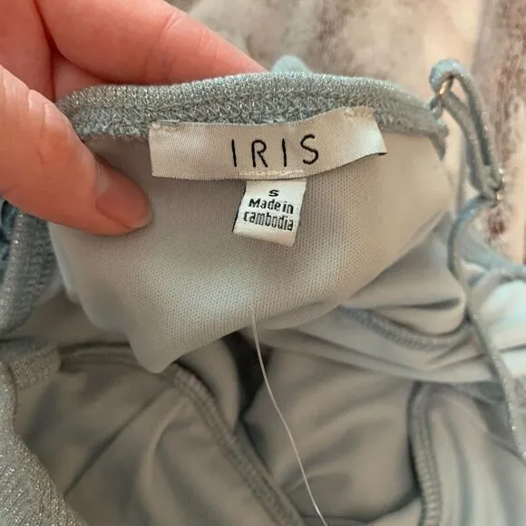 Iris Women's Metallic Shimmer Scoop Neck Pastel Blue Sleeveless Bodysuit Size‎ S - Image 3