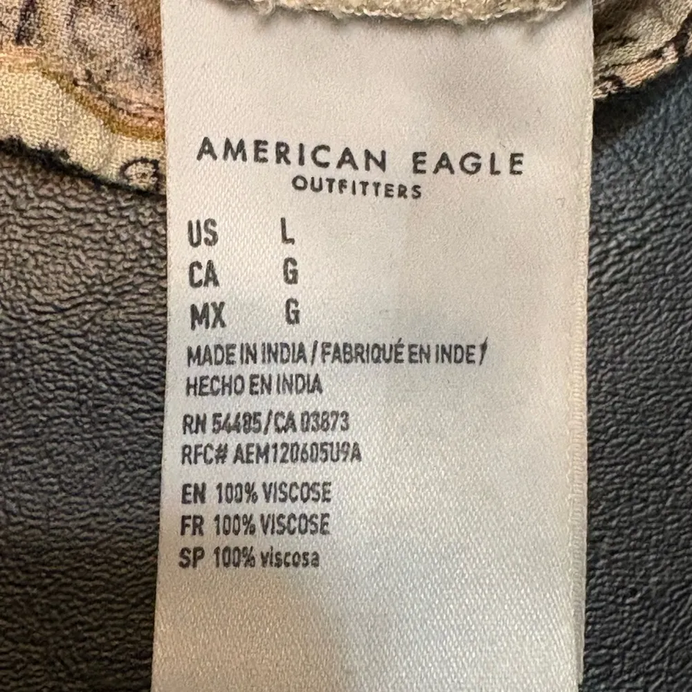 American Eagle Outfitters Brown and Cream Tie-Front Crop Camisole size L - Image 7