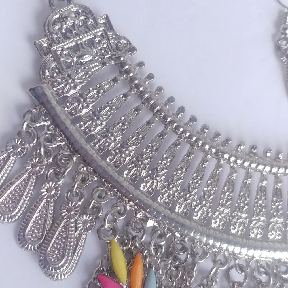 Trendy Statement Boho Ethnic Bib Necklace Set Silver - Image 4