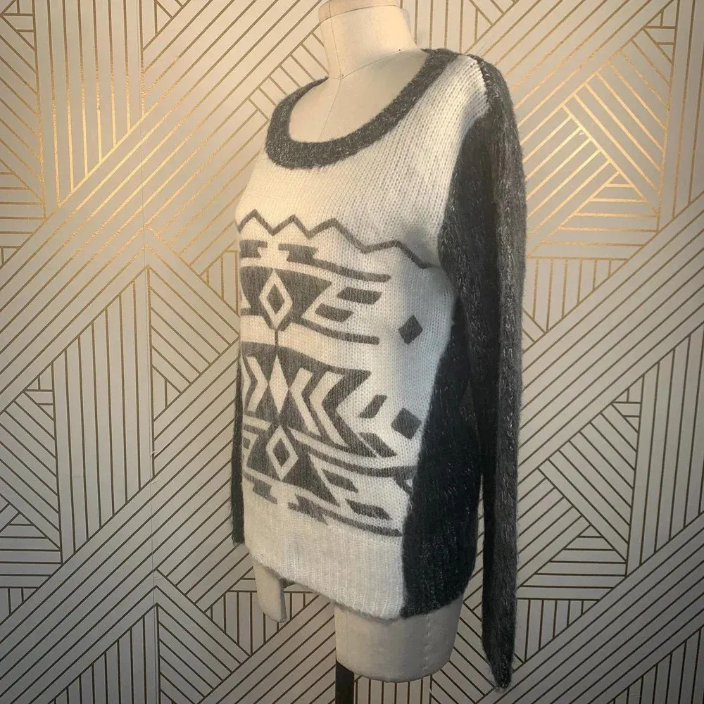 Raga‎ Arctic Wild Tribal Pullover Sweater Grey - Image 7