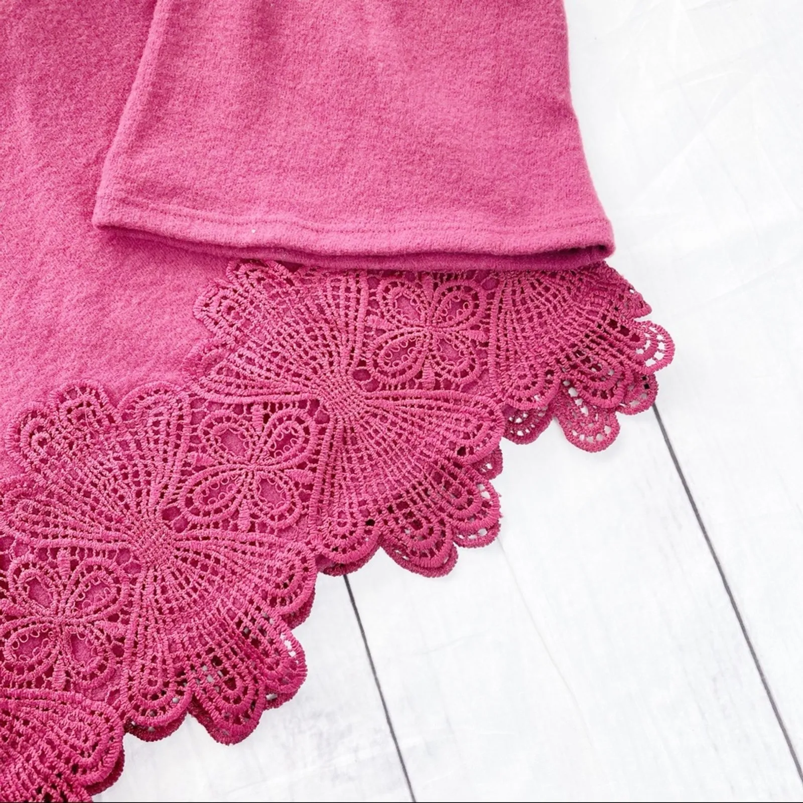 StitchFix Womens Red Dee‎ Elly Madrid Long Slight Bell Sleeve Lace Knit Top NEW - Image 6