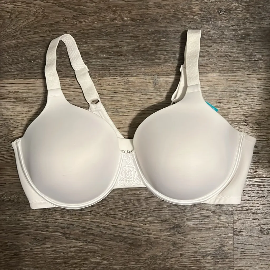 Vanity Fair Beautiful Benefits Underwire Star White Bra Style 76380- Size 40D - Image 2