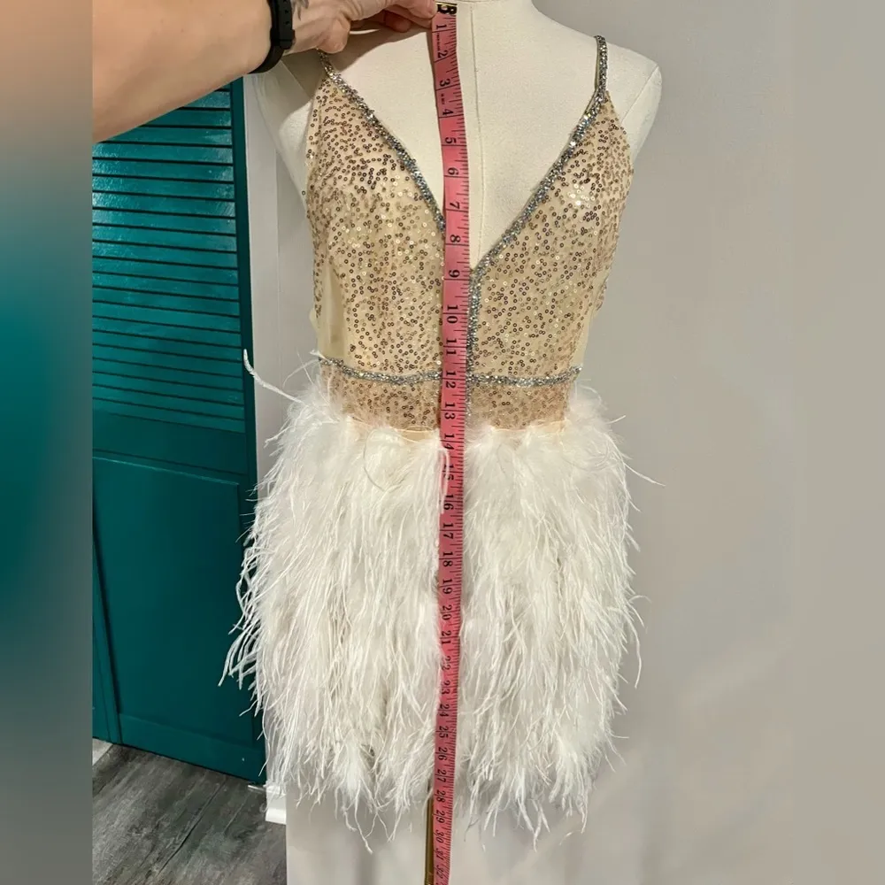 NWOT Galia Lahav– Feather & Sequin Detail Customade White Size undefined - Image 11