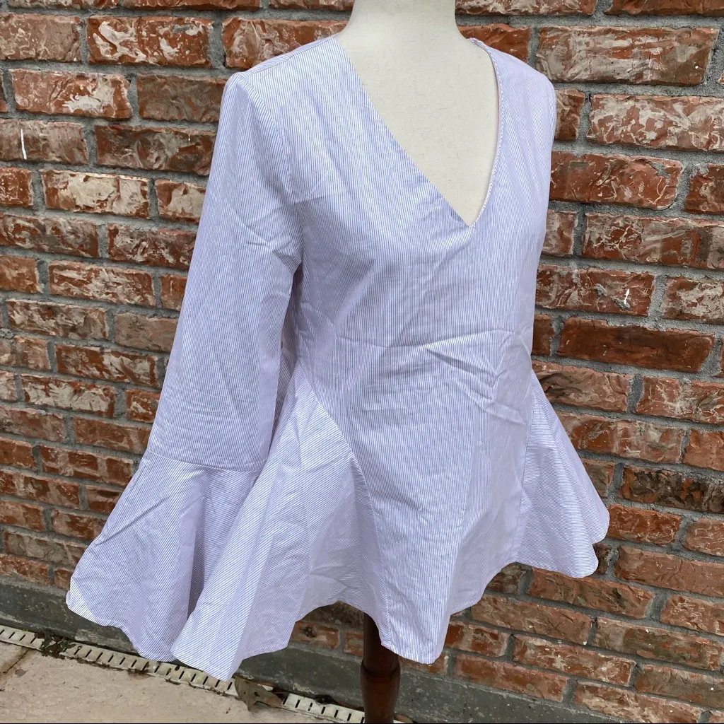 Romeo & Juliet Couture fan-sleeved pinstriped blouse / M / EUC* - Image 8