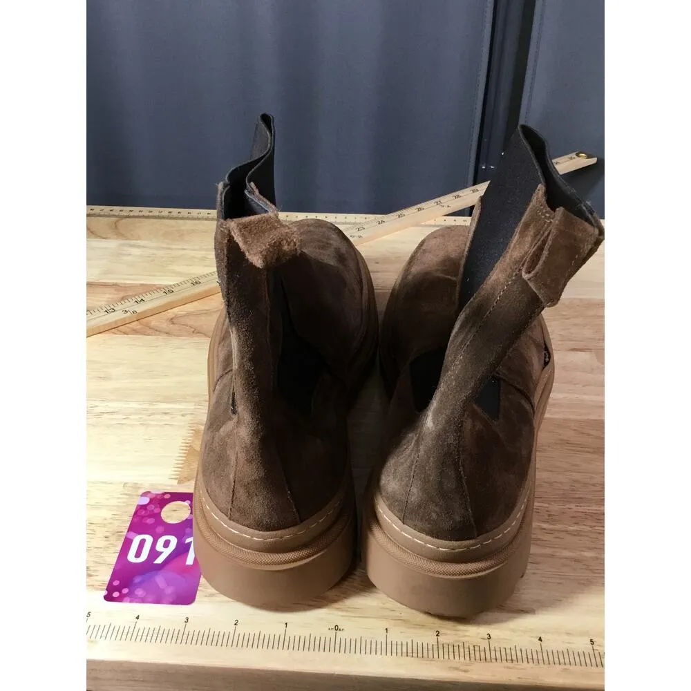 Women's 12M Brown Suede Pull - Image 3