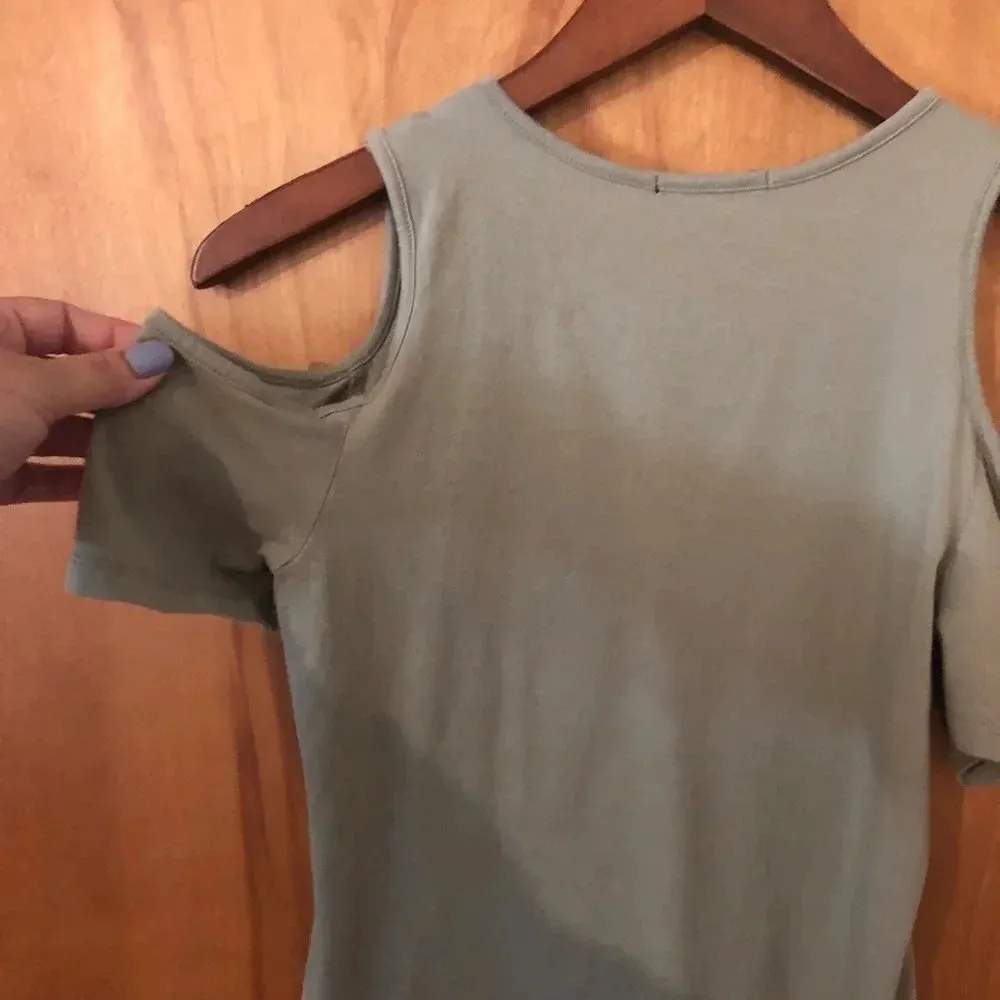 Ambiance cold shoulder tee Size M - Image 7
