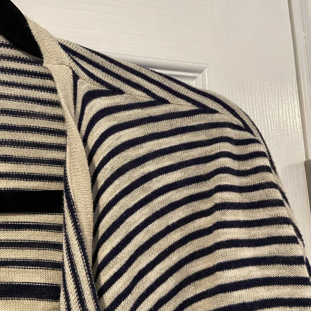 Old Navy Size S Cream Blue Stripe Lightweight Open Front Long Sleeve Cardigan - Image 5