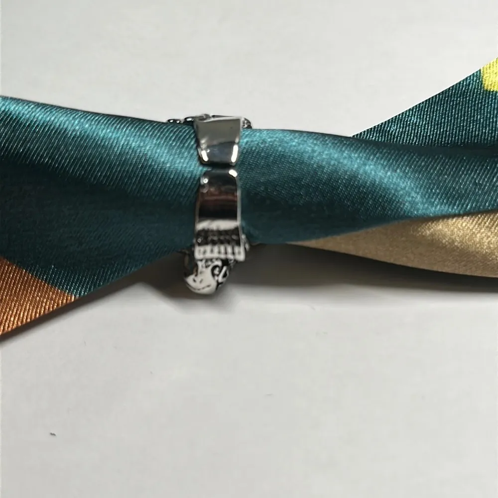 Skeleton Scarf Ring - Image 2